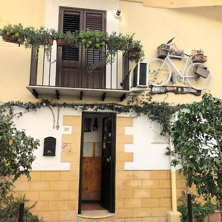 Bahalara Alloggio Palermo Exterior foto